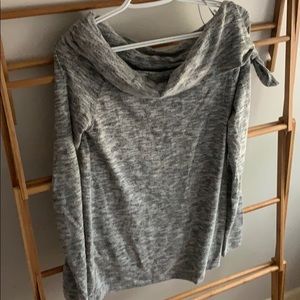 Pea in the Pod lightweight grey sweater